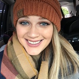 Meet your Posher, Brianna